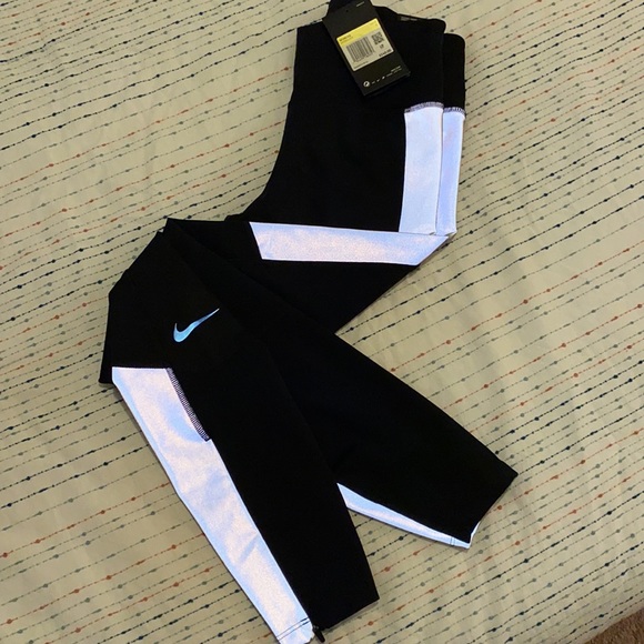 Nike Pants - Nike Epic Lux Tight Fit